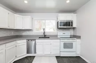 117 Fulton Ave, Mastic, NY 11950 - Photo 2