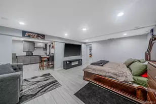 6 Denmark Ct, Huntington, NY 11743 - Photo 24