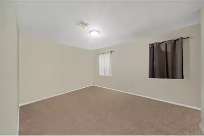 6 Denmark Court, Huntington, NY 11743 - Photo 18