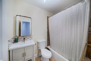 6 Denmark Ct, Huntington, NY 11743 - Photo 10