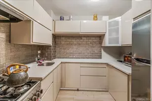 735 Avenue W, Brooklyn, NY 11223 - Photo 6