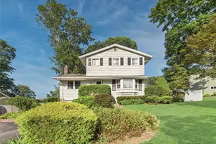 5 Gristmill Dr, Kings Park, NY 11754 - Photo 2