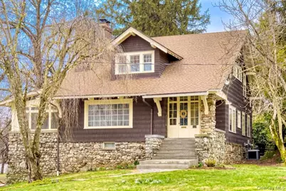 171 Hooker Avenue, Poughkeepsie, NY 12603 - Photo 2