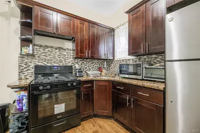621 Faile Street, Bronx, NY 10474 - Photo 12