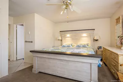 7 Cobblestone Way, Mount Sinai, NY 11766 - Photo 6