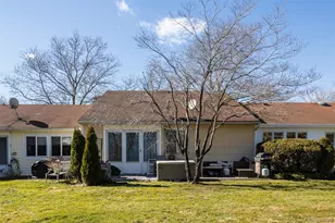 7 Cobblestone Way, Mount Sinai, NY 11766 - Photo 10