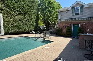 34-08 210th St, Bayside, NY 11361 - Photo 38