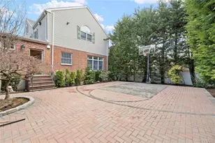 34-08 210th St, Bayside, NY 11361 - Photo 40