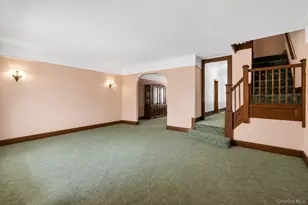 63-34 83rd Pl, Middle Village, NY 11379 - Photo 2