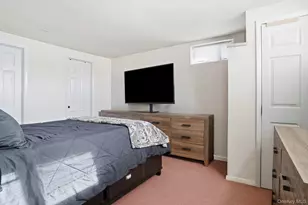 59 Homecrest Ct, Oceanside, NY 11572 - Photo 32