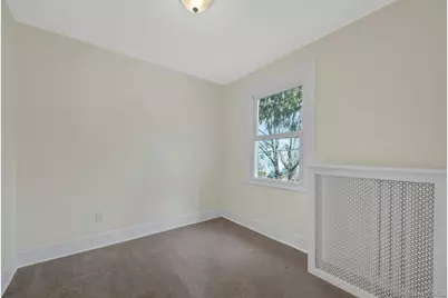 56 Stephenson Boulevard, New Rochelle, NY 10801 - Photo 10