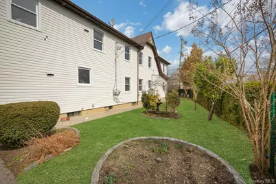 56 Stephenson Boulevard, New Rochelle, NY 10801 - Photo 42