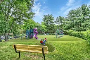 23 Fieldstone Dr, Hartsdale, NY 10530 - Photo 22