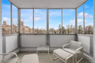 1 Kensington Gate, Great Neck, NY 11021 - Photo 20