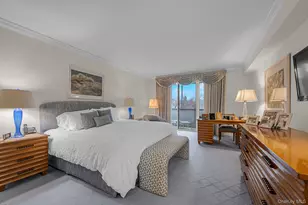 1 Kensington Gate, Great Neck, NY 11021 - Photo 12