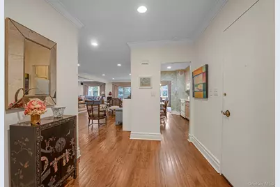 1 Kensington Gate #PH 11, Great Neck, NY 11021 - Photo 2