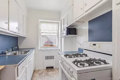 144-55 Melbourne Avenue #6J, Flushing, NY 11367 - Photo 10