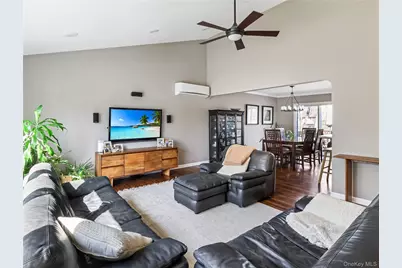 11 Foxburn Street, New City, NY 10956 - Photo 20