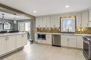 11 Foxburn St, New City, NY 10956 - Photo 6