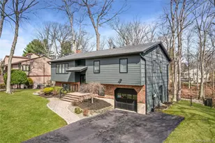 11 Foxburn St, New City, NY 10956 - Photo 2