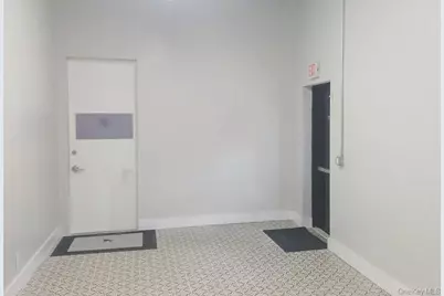 207 Lawrence Avenue, Inwood, NY 11096 - Photo 6