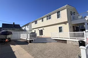 65 New Hampshire St, Long Beach, NY 11561 - Photo 4