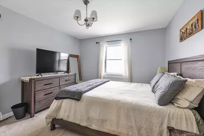 219-29 75th Avenue #300A2, Oakland Gardens, NY 11364 - Photo 10