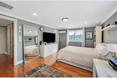 54 Abbot Lane, Hicksville, NY 11801 - Photo 34