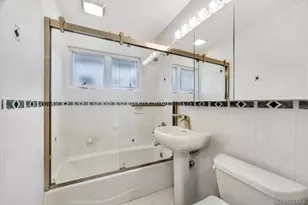 54 Abbot Ln, Hicksville, NY 11801 - Photo 28