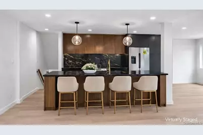 5 Warren Place, Plainview, NY 11803 - Photo 6