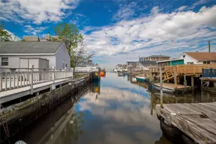 14-11 Cross Bay Blvd, Broad Channel, NY 11693 - Photo 2