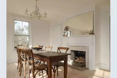 7220 Main Road, East Marion, NY 11939 - Photo 18