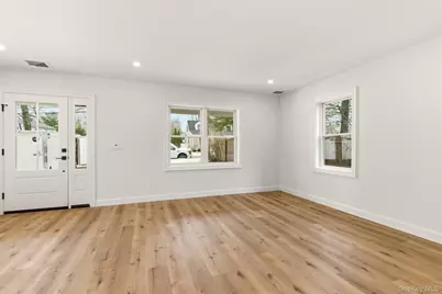 98 Burt Avenue, Northport, NY 11768 - Photo 2