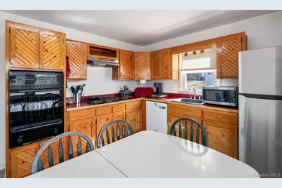 48 Loch Lomond Lane, Middletown, NY 10941 - Photo 8