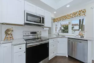 20 Honey Ln, Miller Place, NY 11764 - Photo 8