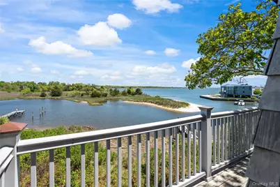 55 West End Avenue, East Quogue, NY 11942 - Photo 18