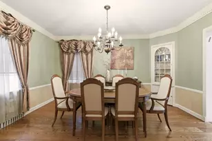 101 Convent Rd, Syosset, NY 11791 - Photo 16