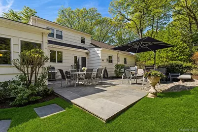 11 Iroquois Trail, Harrison, NY 10528 - Photo 4