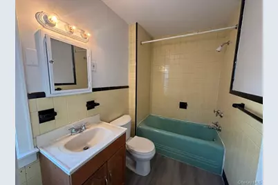 243 Glenville Road #2nd Floor, Greenwich, CT 06831 - Photo 10