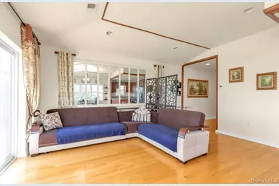 215 Constitution Place #179, College Point, NY 11356 - Photo 2