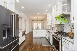 6 Valley Ln, Huntington, NY 11743 - Photo 12