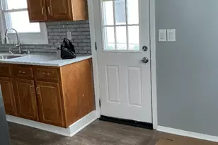 296 Chester St, Uniondale, NY 11553 - Photo 8