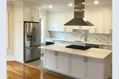 180 Hilton Avenue #A3, Hempstead, NY 11550 - Photo 2