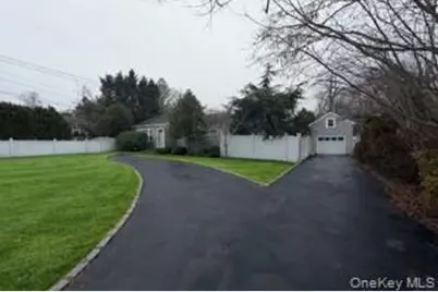 75 Lodge Avenue, Huntington Station, NY 11746 - Photo 2