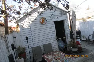 94-10 82nd Pl, Ozone Park, NY 11416 - Photo 4
