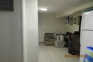 94-10 82nd Pl, Ozone Park, NY 11416 - Photo 16