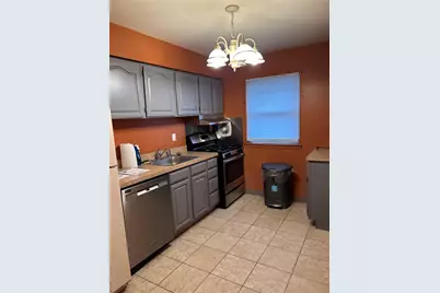 140 Meyer Oval #140, Pearl River, NY 10965 - Photo 4