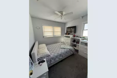 294 34th Street, Lindenhurst, NY 11757 - Photo 8