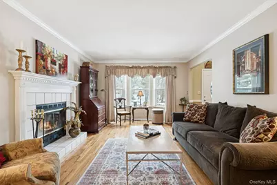 2 Robert Crescent, Stony Brook, NY 11790 - Photo 6