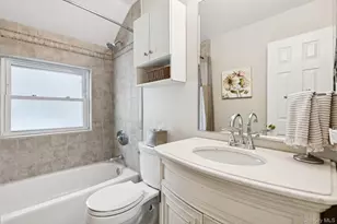 2 Robert Crescent, Stony Brook, NY 11790 - Photo 22